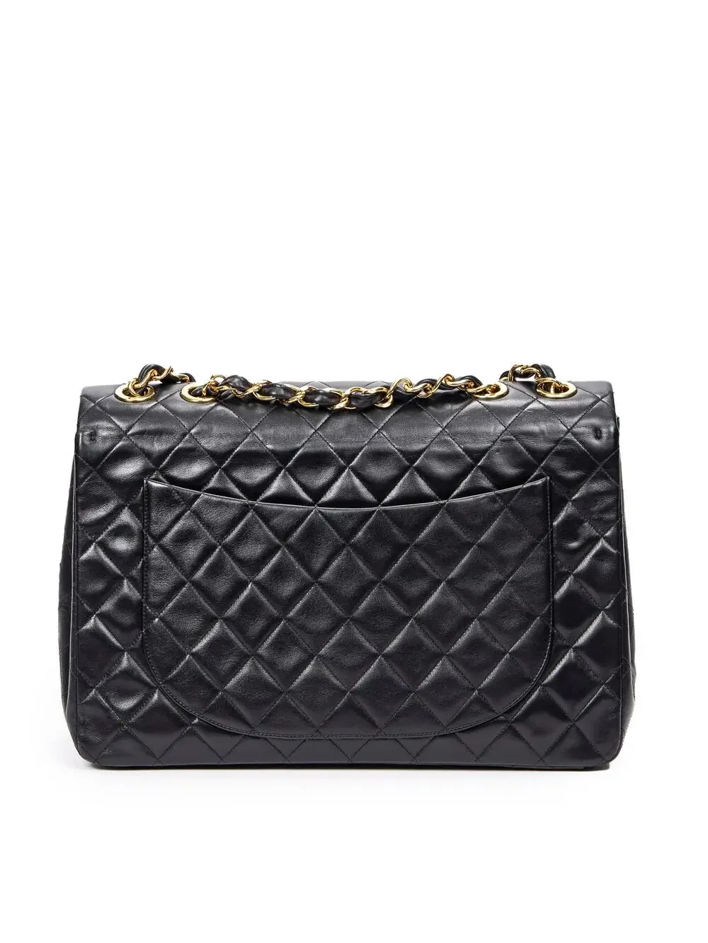 CHANEL step out